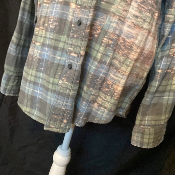 Tyler Childers flannel - Picture 6 of 8